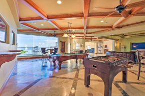 Lavish Clermont Home with Infinity Pool and Docks